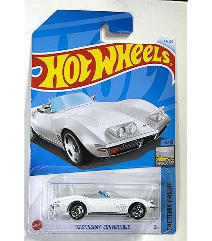 ホットウィール ‘69 CORVETTE 1/18,1/64 2台 Amazon.com: Hot Wheels '69 Corvette - Blue 158/244 Racing